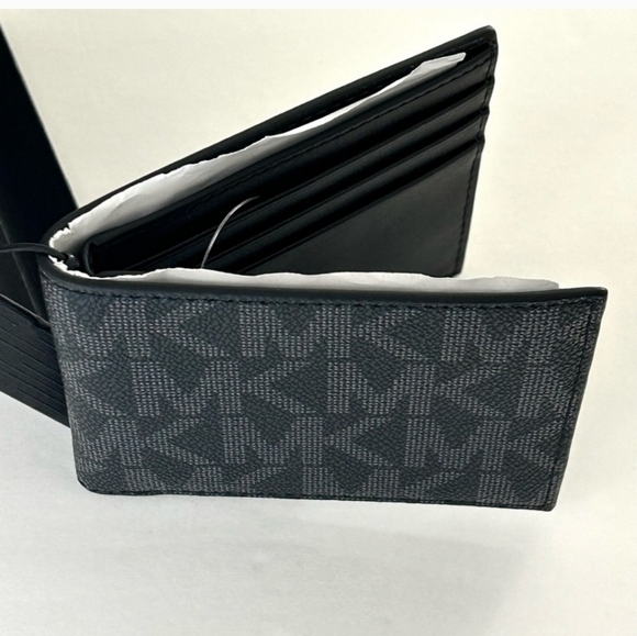 🔹️ Michael Kors🔹️ Men’s Slim Billfold Signature Wallet Black Jet Set Mens ✨️🖤 - Picture 7 of 8